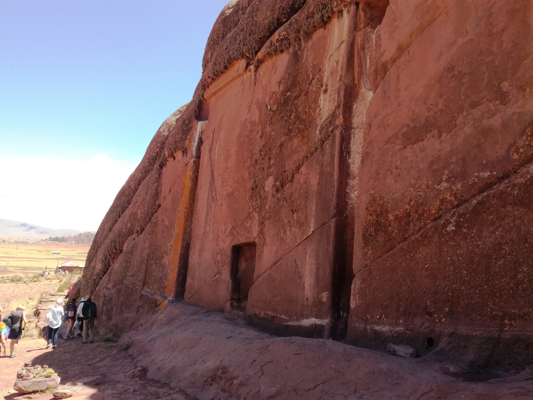 Aramu Murun tähtiportti Titicaca-järvellä